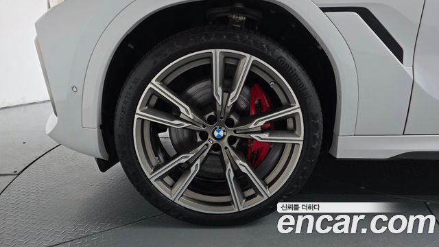 BMW X6 M50i — пробег 37 785 км — фото 5 из 5