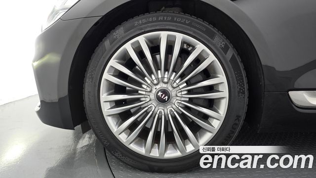 Kia K9 из Кореи Encar