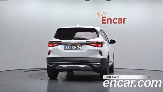 Kia Seltos из Кореи Encar