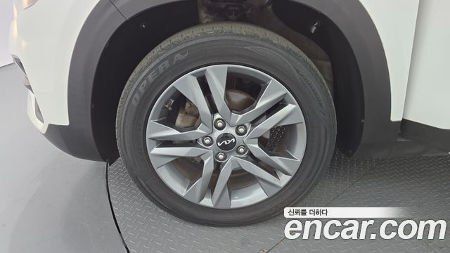 Kia Seltos из Кореи Encar