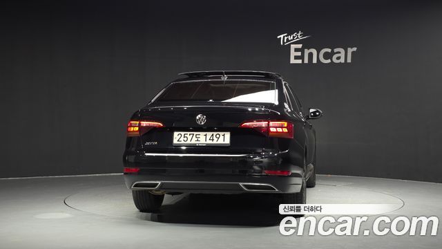 Volkswagen Jetta 1.4 TSI Prestige — пробег 99 128 км