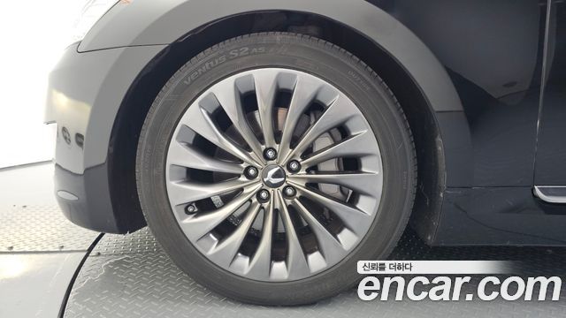 Hyundai Equus из Кореи Encar