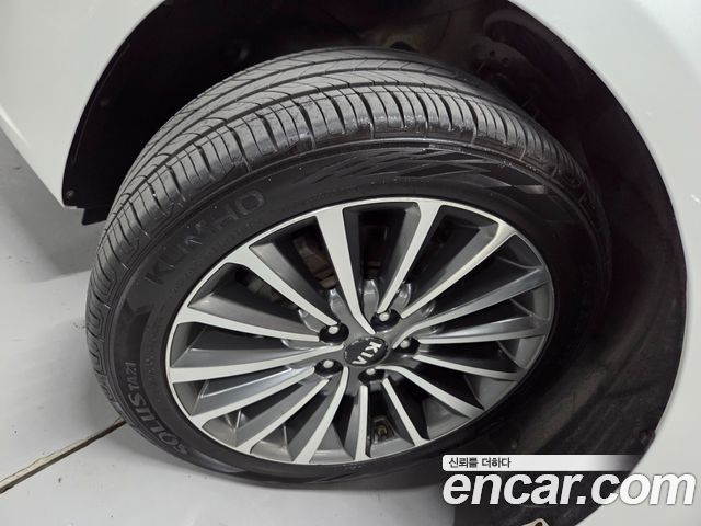 Kia K7 из Кореи Encar