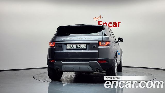 Land Rover Range Rover Evoque 2.0 TD4 HSE — пробег 70 119 км — фото 4 из 5