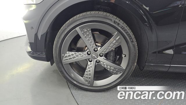 Genesis GV70 из Кореи Encar