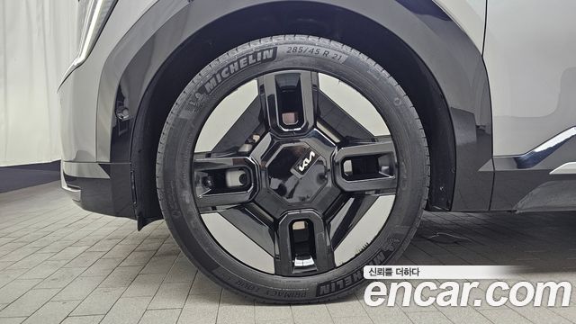 Kia EV9 из Кореи Encar