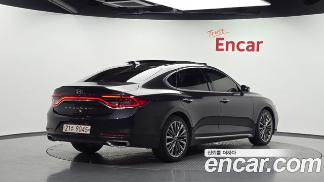 Hyundai Grandeur из Кореи Encar