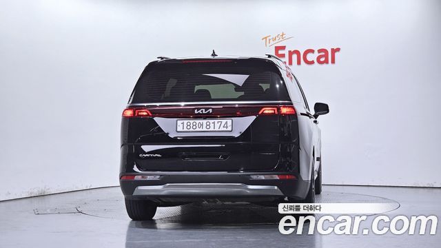 Kia Carnival из Кореи Encar