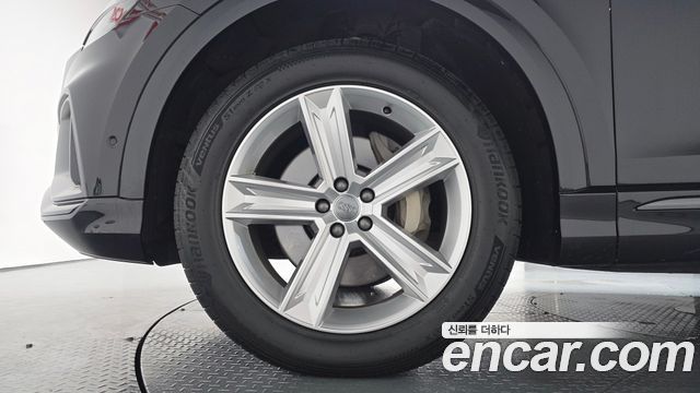 Audi Q8 из Кореи Encar