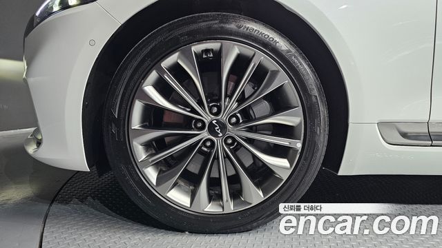 Kia K9 из Кореи Encar