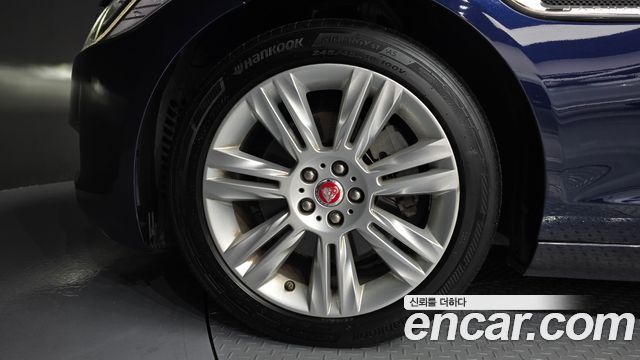 Jaguar XF из Кореи Encar