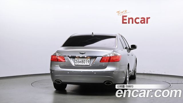 Hyundai Genesis из Кореи Encar