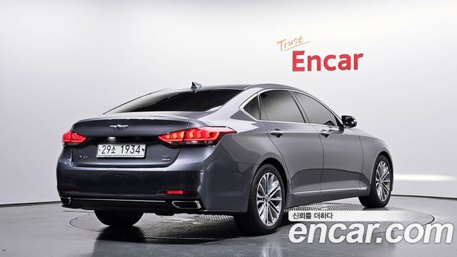 Hyundai Genesis из Кореи Encar