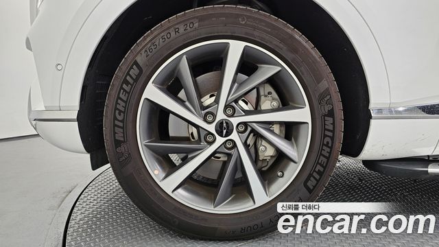 Genesis GV80 из Кореи Encar