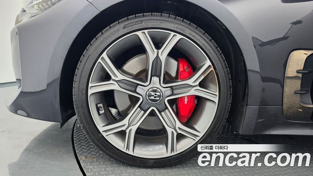 Kia Stinger из Кореи Encar