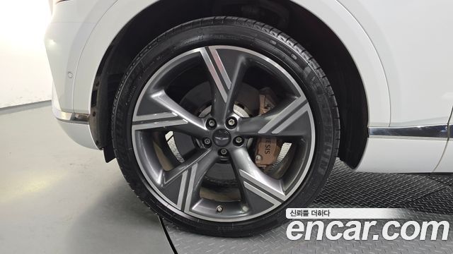 Genesis GV80 из Кореи Encar