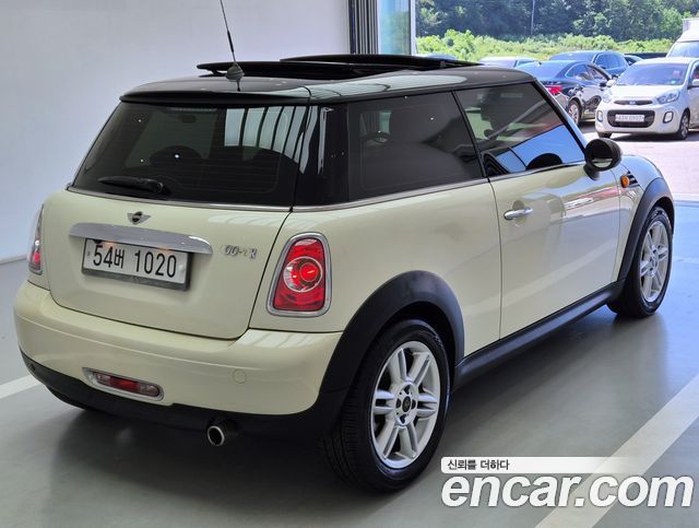 Mini Cooper Standard Second Generation — пробег 108 551 км