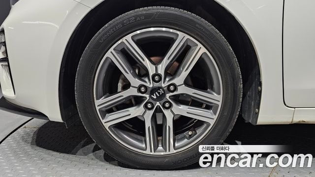 Kia K3 Luxury — пробег 115 375 км — фото 5 из 5
