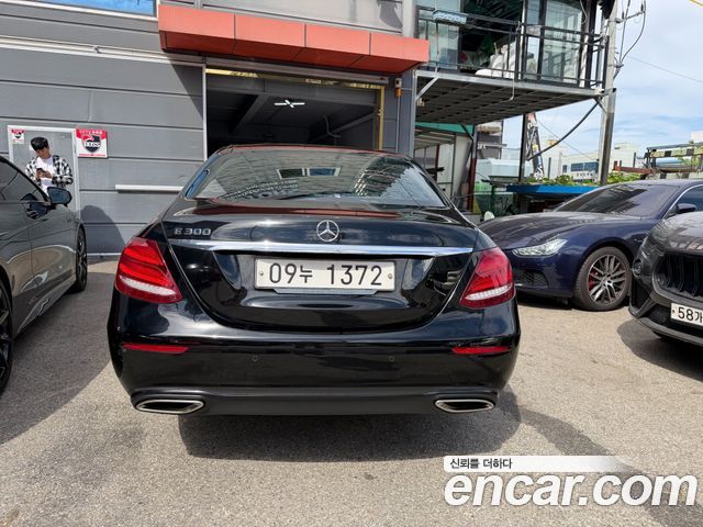 Mercedes-Benz E-Class из Кореи Encar