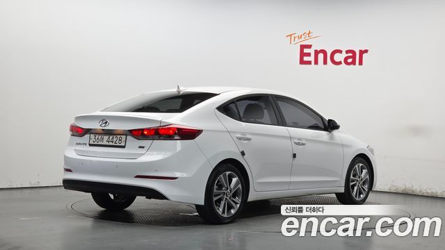 Hyundai AVANTE из Кореи Encar