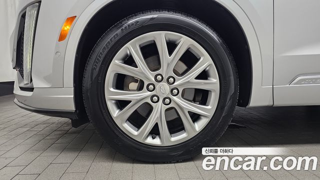 Cadillac XT6 3.6 Sport — пробег 146 484 км