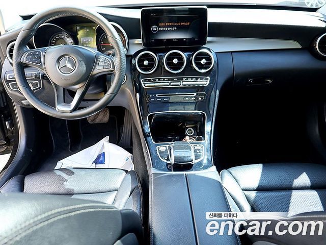 Mercedes-Benz C-Class C220 d Avantgarde — пробег 201 800 км — фото 5 из 5