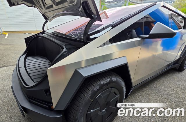 Tesla Cybertruck Cyberbeast — пробег 1 000 км — фото 2 из 5