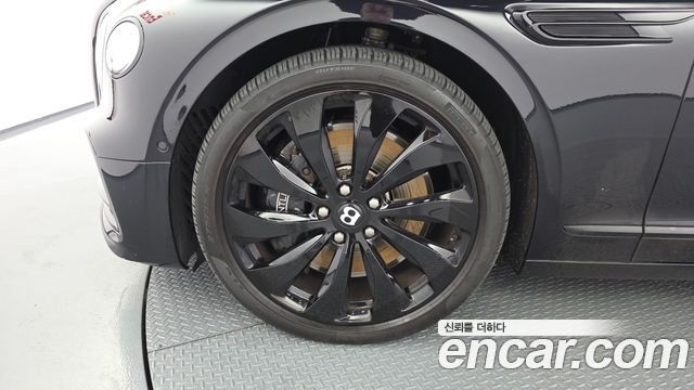 Bentley Flying Spur из Кореи Encar