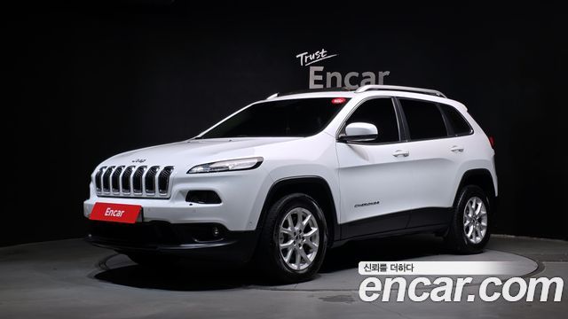 Jeep Cherokee 2.0 Diesel Longitude AWD — пробег 105 205 км — фото 1 из 5