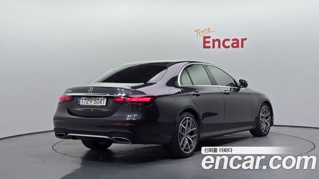 Mercedes-Benz E-Class E220d 4MATIC AMG Line — пробег 97 439 км — фото 2 из 5