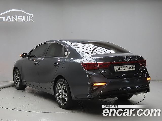 Kia K3 из Кореи Encar