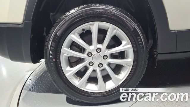 Jeep Cherokee 2.4 Longitude High AWD — пробег 96 067 км — фото 5 из 5