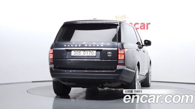 Land Rover Range Rover 5.0 SC Vogue SE — пробег 103 410 км