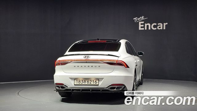 Hyundai Grandeur из Кореи Encar