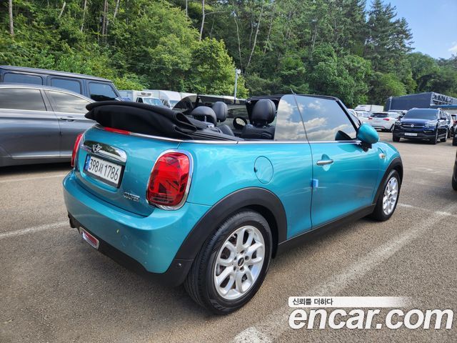 Mini Cooper Convertible Standard 3rd Generation — пробег 43 000 км