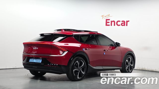 Kia EV6 из Кореи Encar
