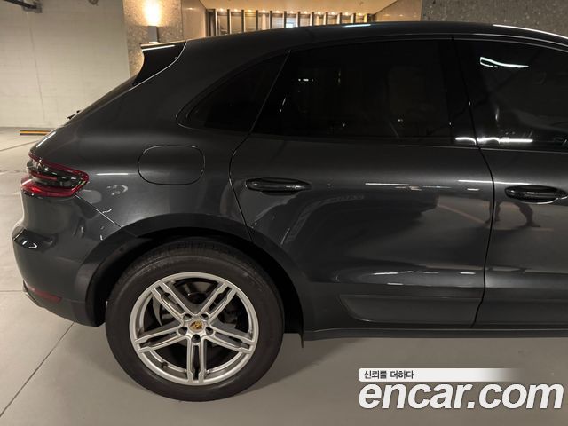 Porsche Macan из Кореи Encar