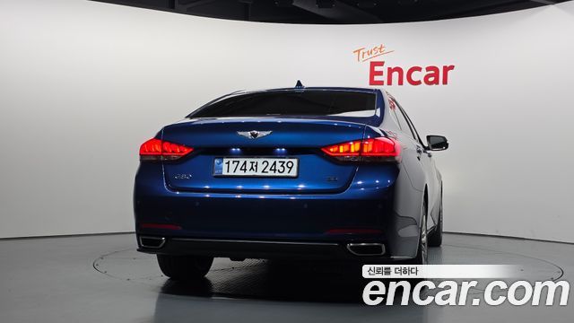 Hyundai Genesis из Кореи Encar
