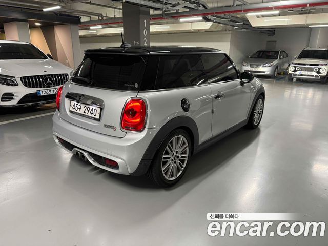Mini Cooper Standard Third Generation — пробег 90 500 км