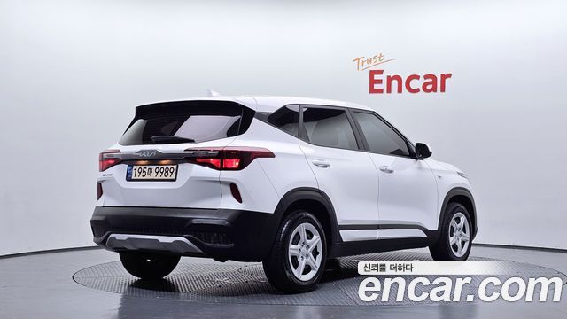Kia Seltos из Кореи Encar