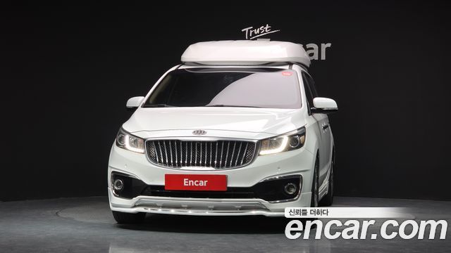 Kia Carnival 9-seater Hi-Limousine Prestige — пробег 99 740 км — фото 3 из 5