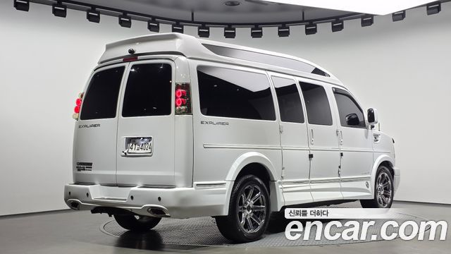 Chevrolet Express Van 6.0 — пробег 72 311 км
