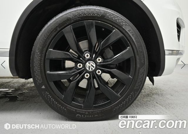 Volkswagen Touareg V6 3.0 TDI Bluemotion Premium 7P5 — пробег 187 896 км