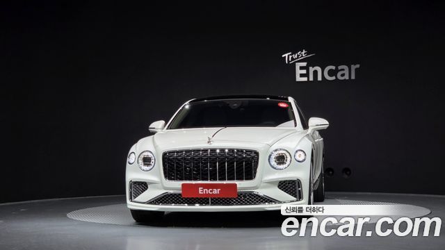 Bentley Flying Spur 4.0 Core — пробег 2 662 км