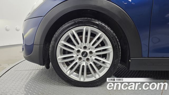 Mini Cooper Standard Third Generation — пробег 116 976 км