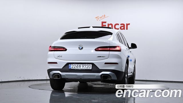 BMW X4 xDrive20i xLine — пробег 14 546 км — фото 4 из 5