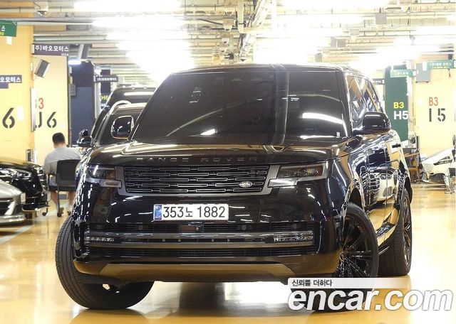Land Rover Range Rover P530 Autobiography Long Wheel Base — пробег 22 000 км