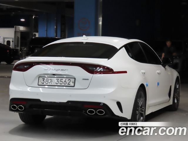 Kia Stinger из Кореи Encar