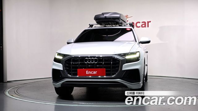 Audi Q8 50 TDI Quattro Premium — пробег 85 943 км
