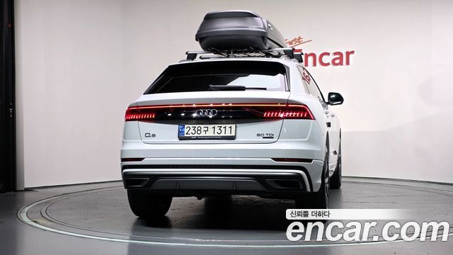 Audi Q8 50 TDI Quattro Premium — пробег 85 943 км